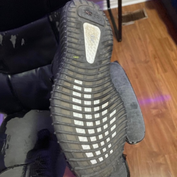 Adidas Yeezy boost 350 UA size 9.5 men static black reflective laces and back - Picture 3 of 3